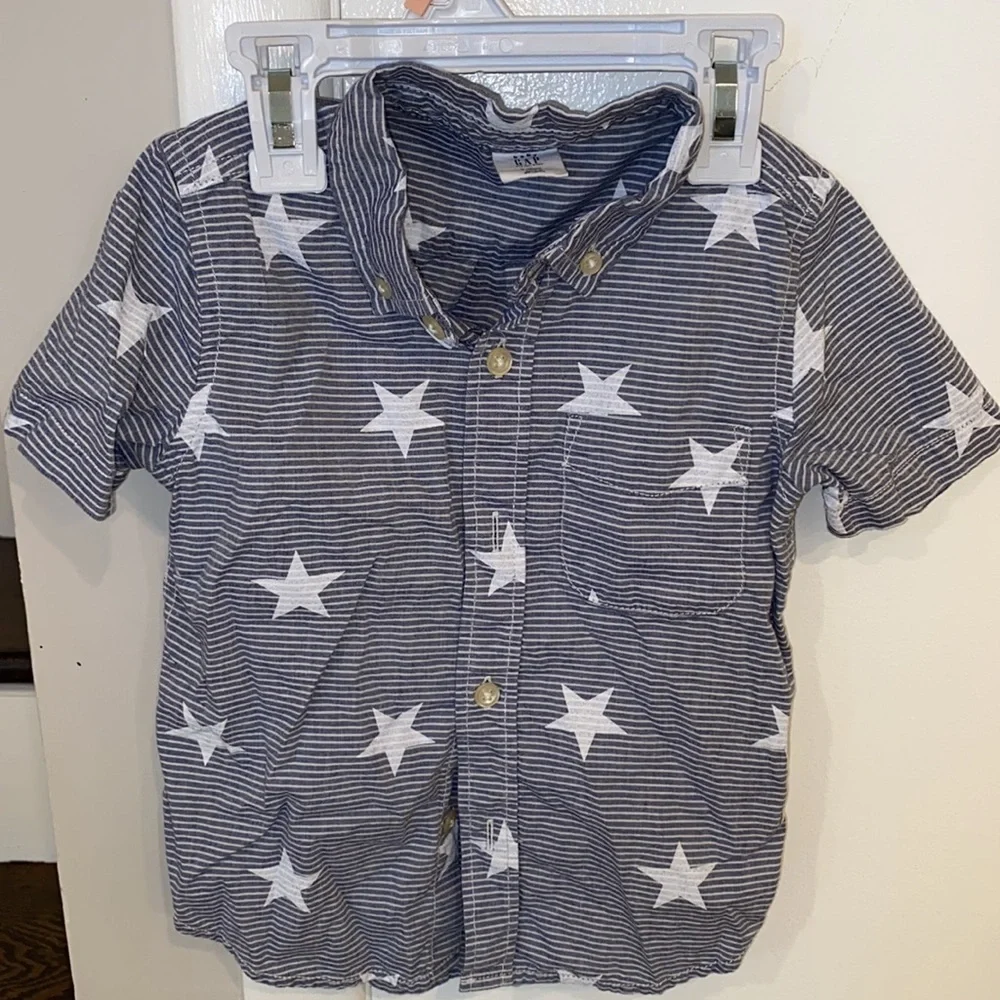 Gap shirt excellent condition